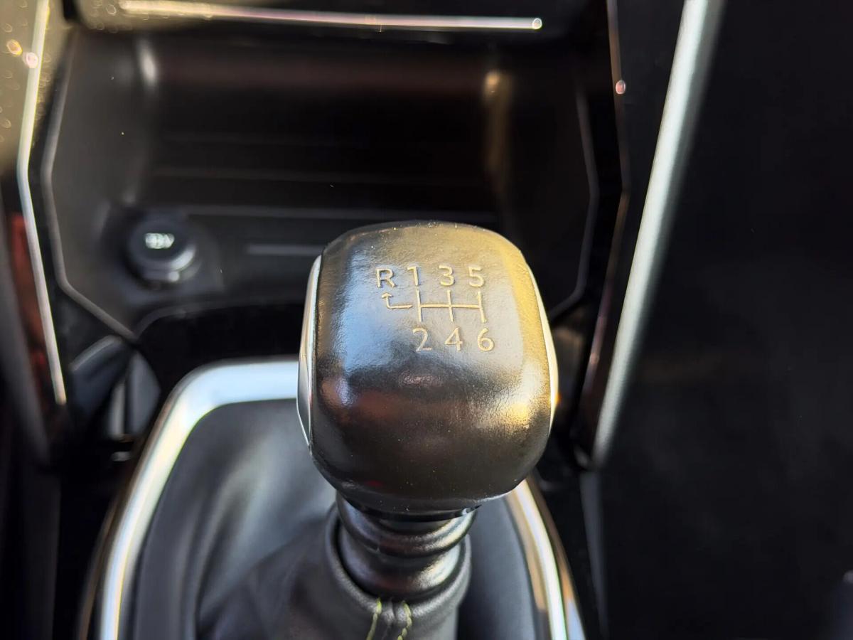 peugeot-208-2022-diesel-1499cc