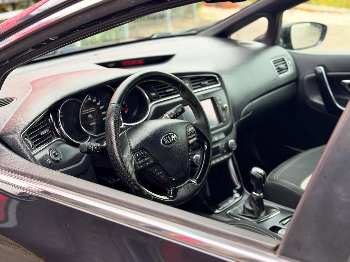 kia-ceed-sw-2017-diesel-1582cc