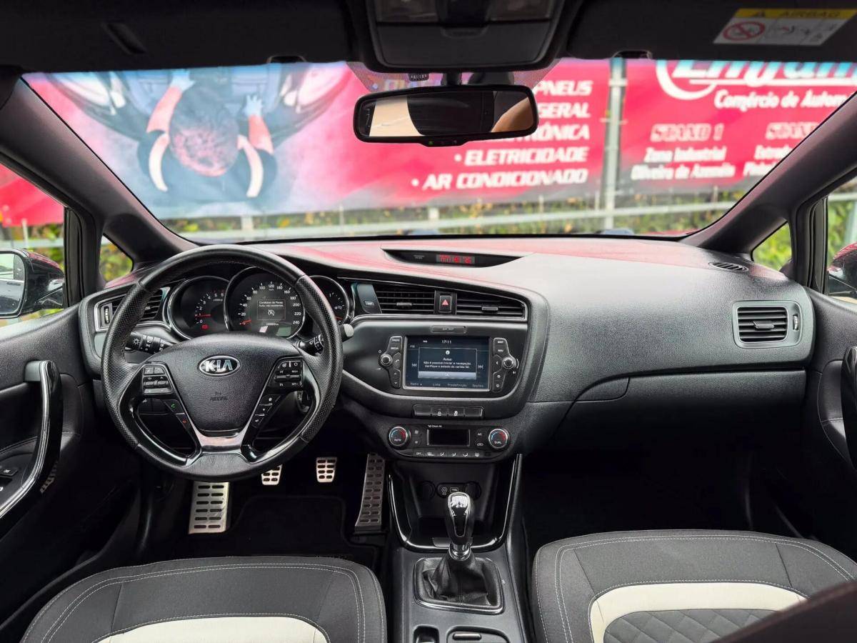 kia-ceed-sw-2017-diesel-1582cc