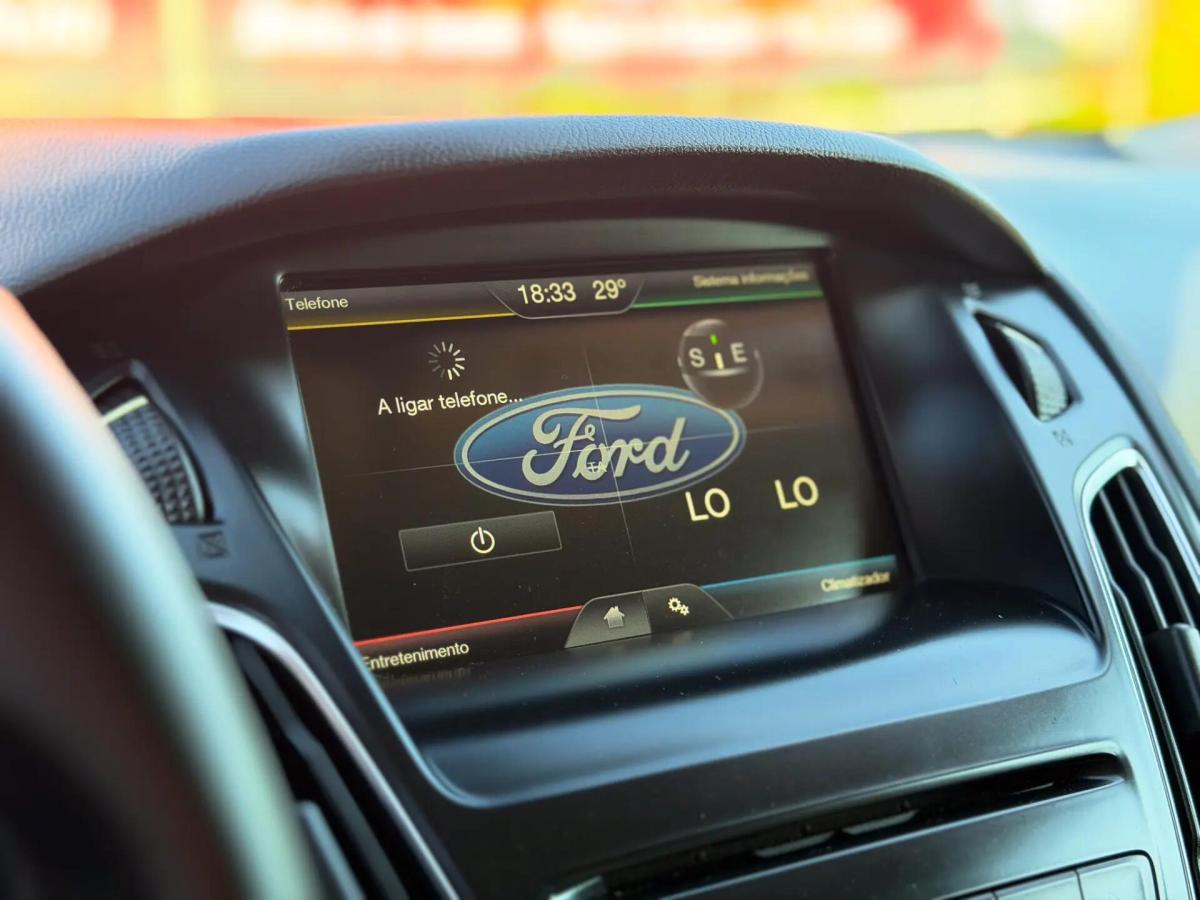 ford-focus-sw-2015-diesel-1499cc