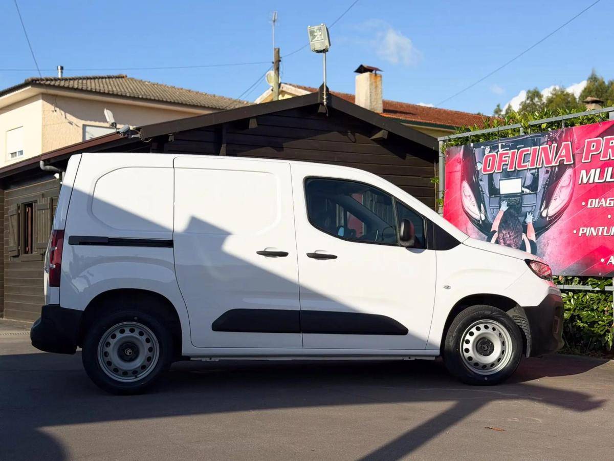 citroen-berlingo-2024-diesel-1499cc