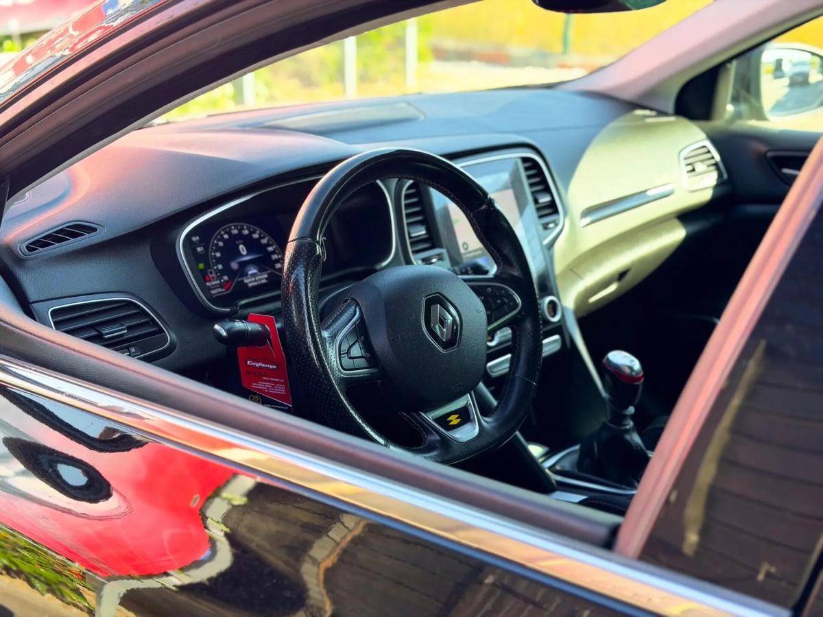 renault-megane-sport-tourer-2021-diesel-1461cc