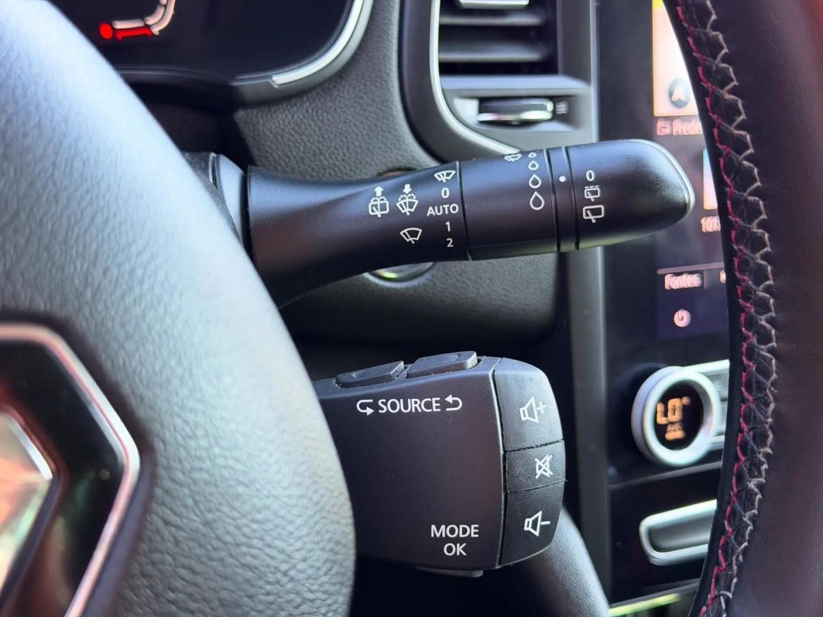 renault-megane-sport-tourer-2021-diesel-1461cc