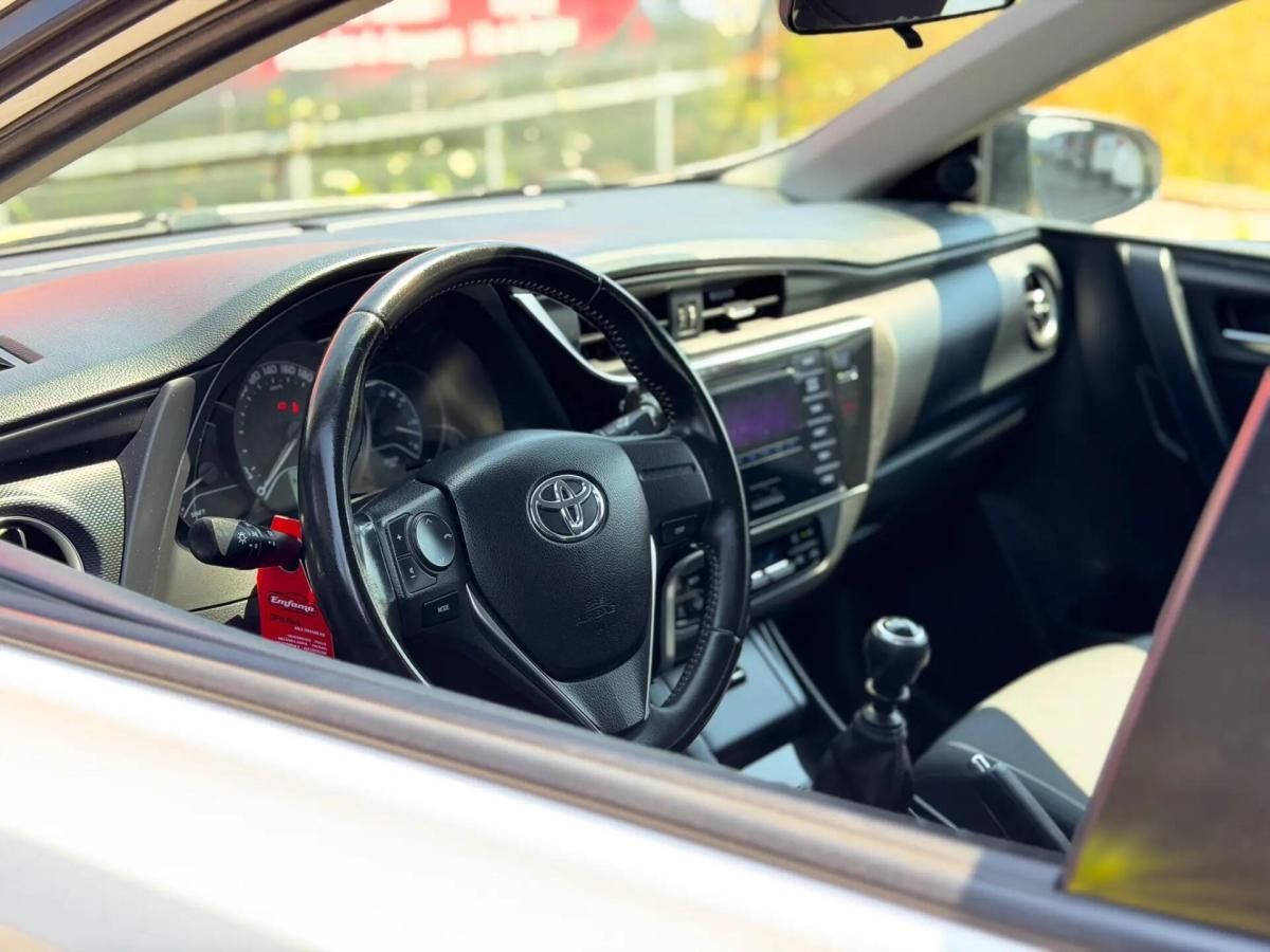 toyota-auris-2015-diesel-1364cc