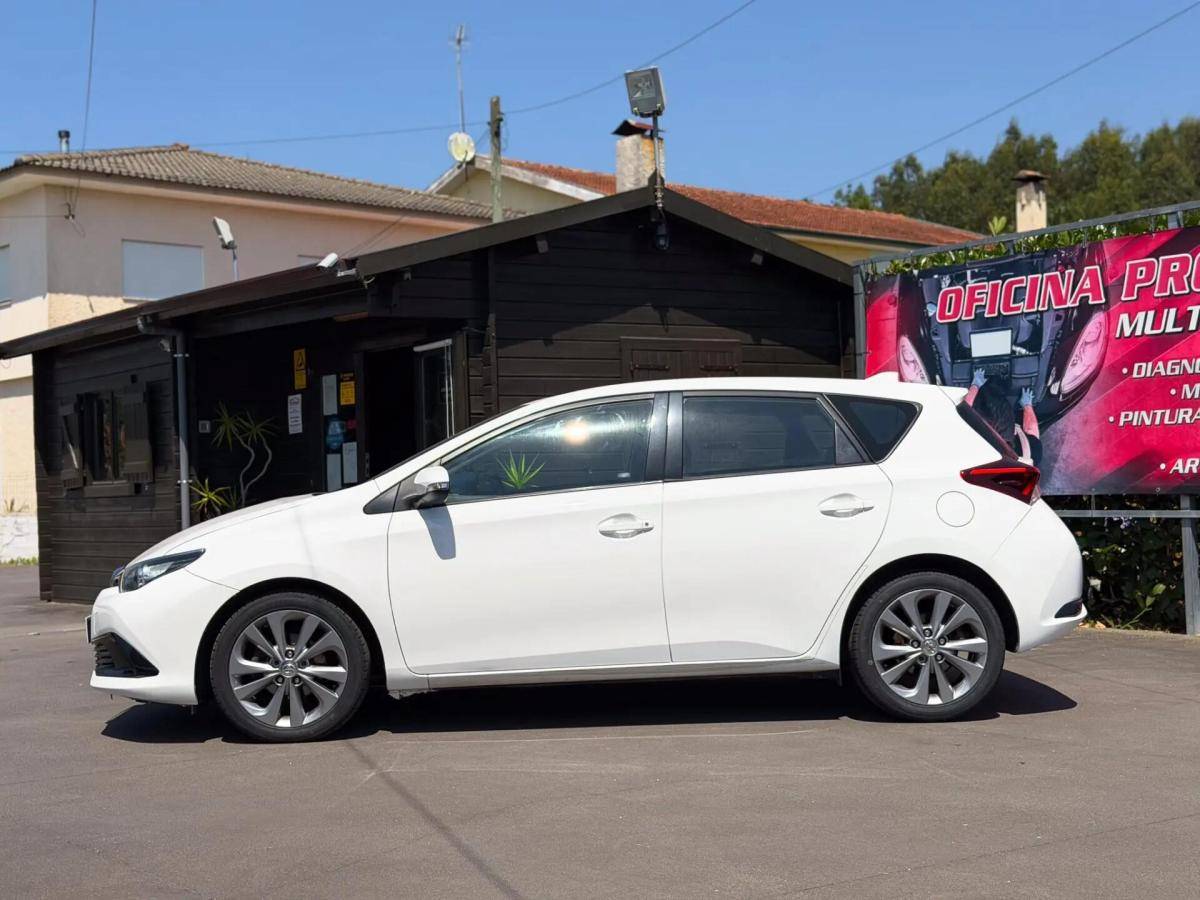 toyota-auris-2015-diesel-1364cc