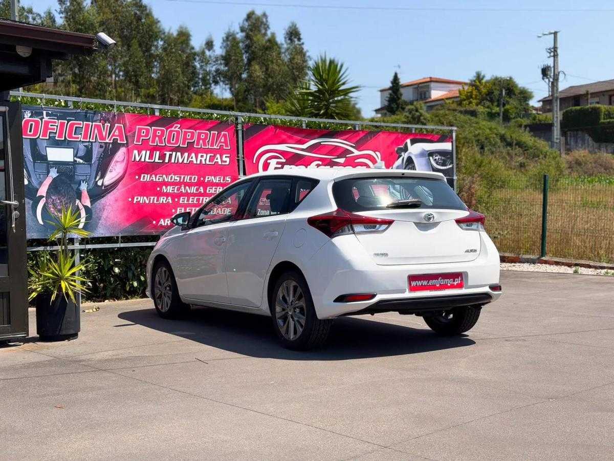 toyota-auris-2015-diesel-1364cc