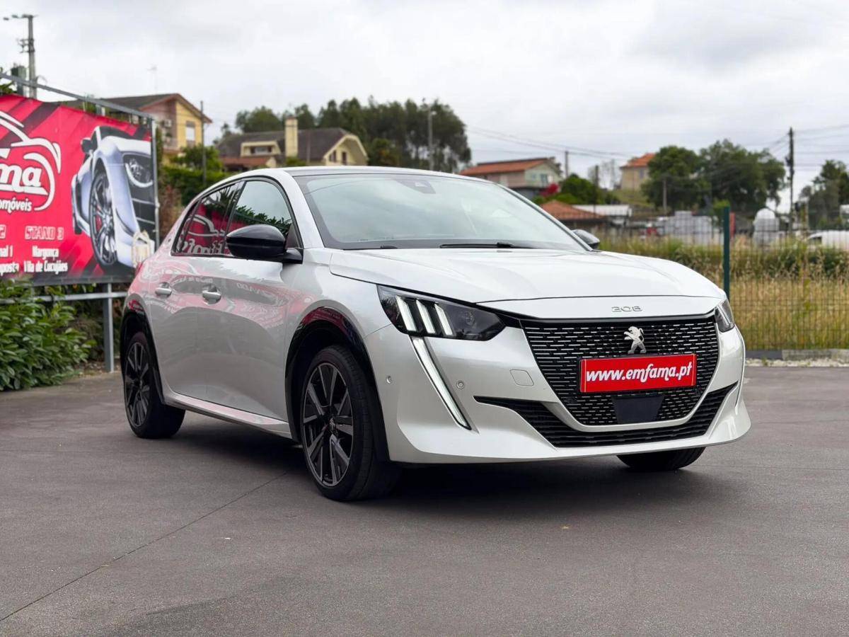 peugeot-208-2022-diesel-1499cc