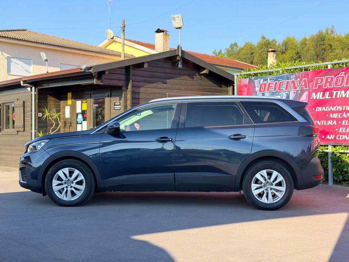 peugeot-5008-2017-diesel-1560cc