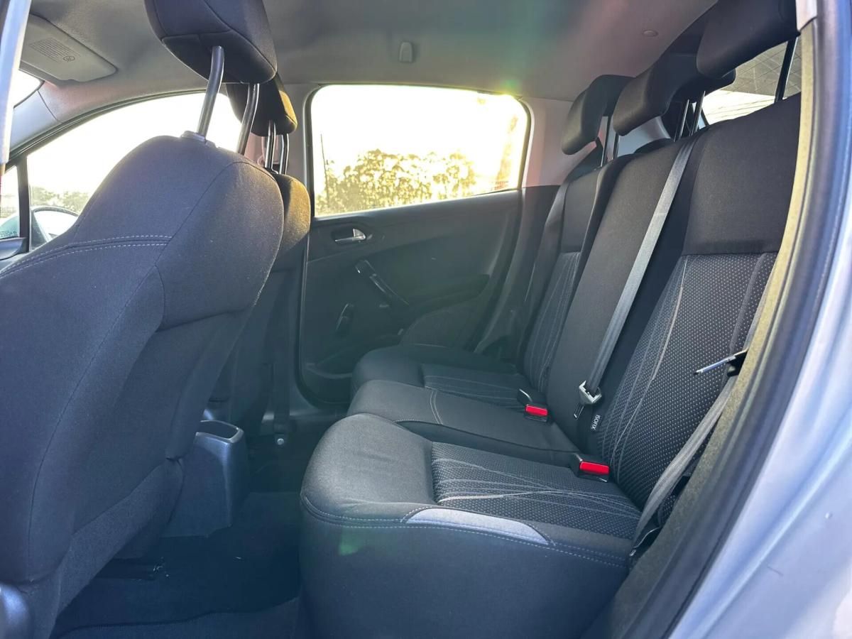 peugeot-208-2012-diesel-1398cc