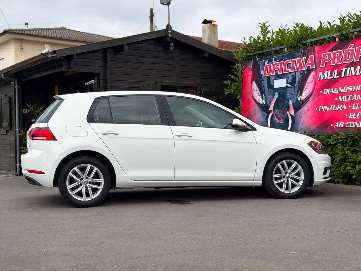 volkswagen-golf-2017-diesel-1598cc
