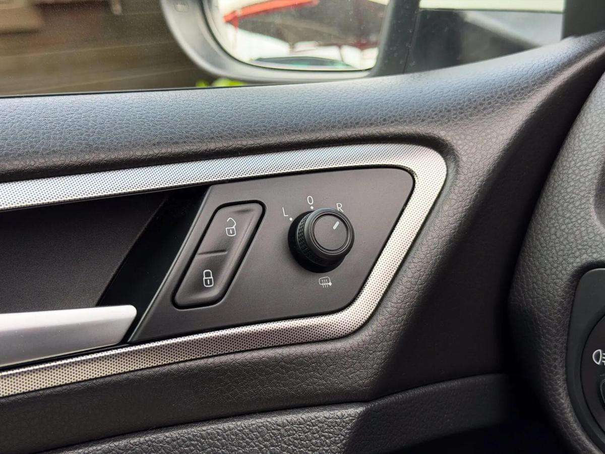 volkswagen-golf-2017-diesel-1598cc