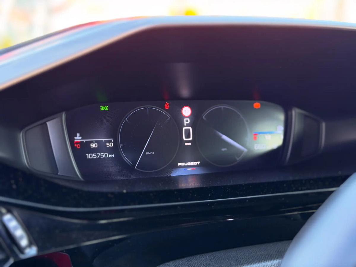 peugeot-308-sw-2023-diesel-1499cc