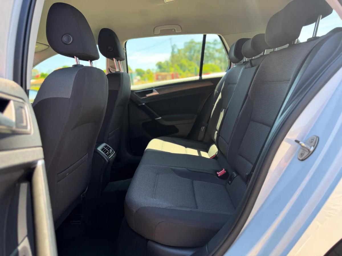 volkswagen-golf-2017-diesel-1598cc