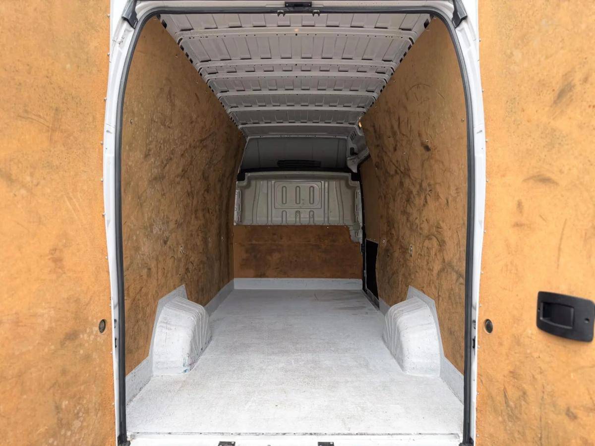 fiat-ducato-2023-diesel-2184cc