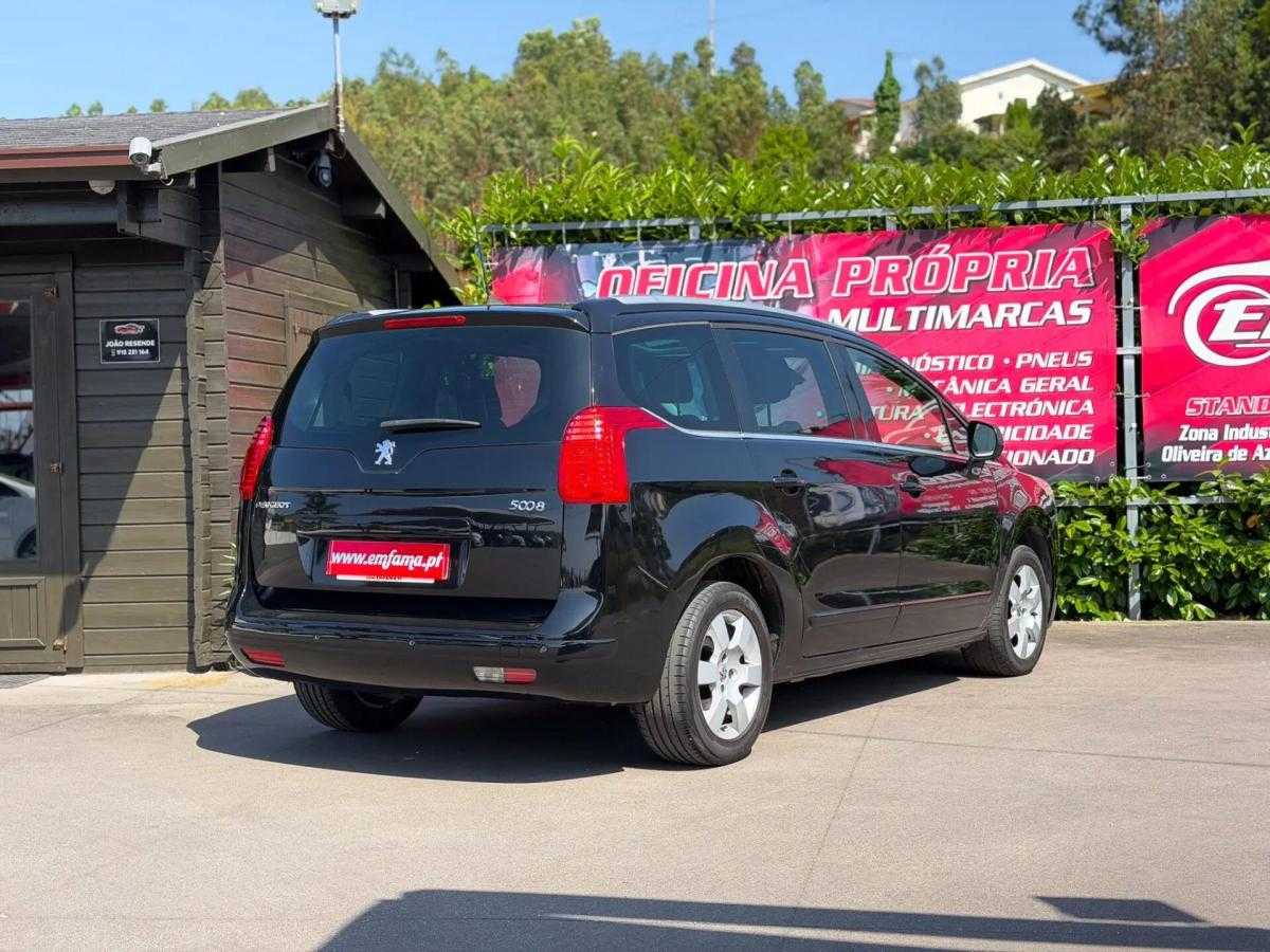peugeot-5008-2013-diesel-1560cc