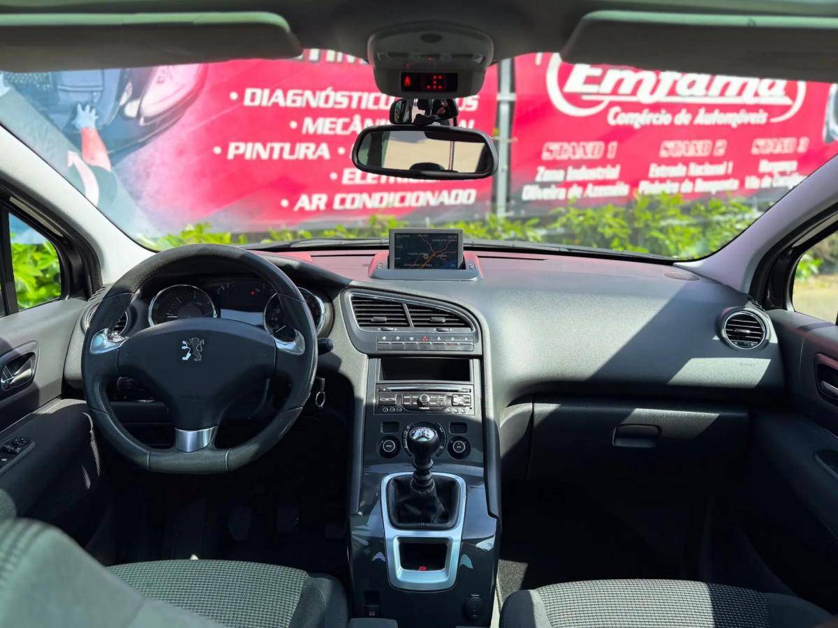 peugeot-5008-2013-diesel-1560cc