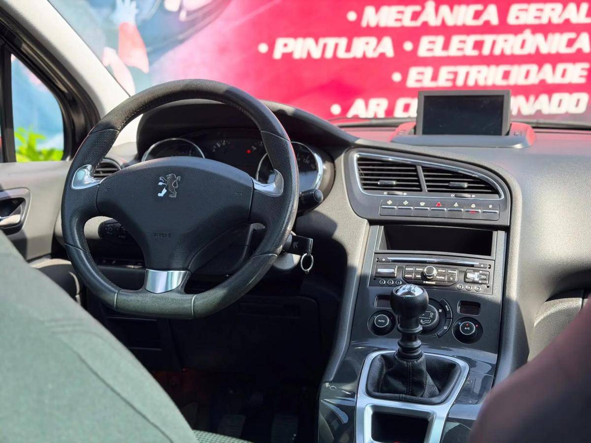 peugeot-5008-2013-diesel-1560cc