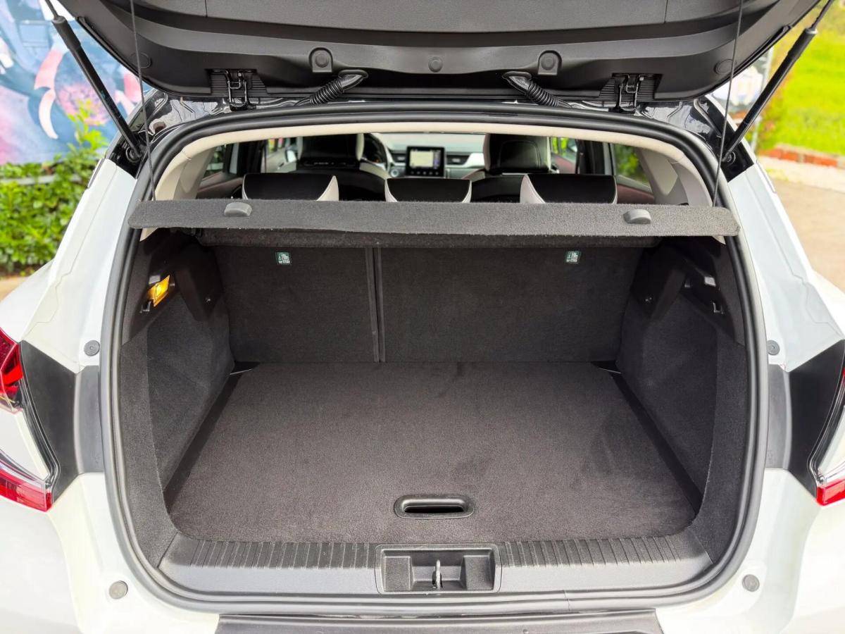 renault-captur-2023-gasolina-999cc