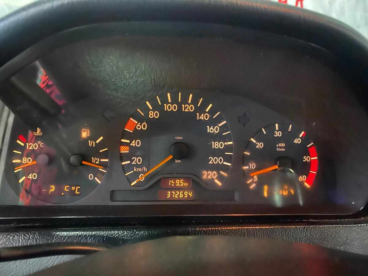 mercedes-benz-classe-c-c-220-cdi-2000-diesel-2151cc