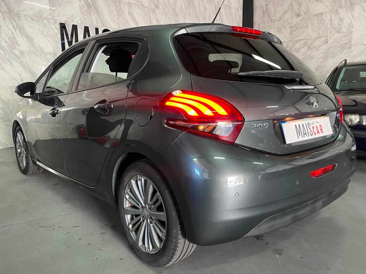 peugeot-208-1-2-vti-2017-gasolina-1199cc