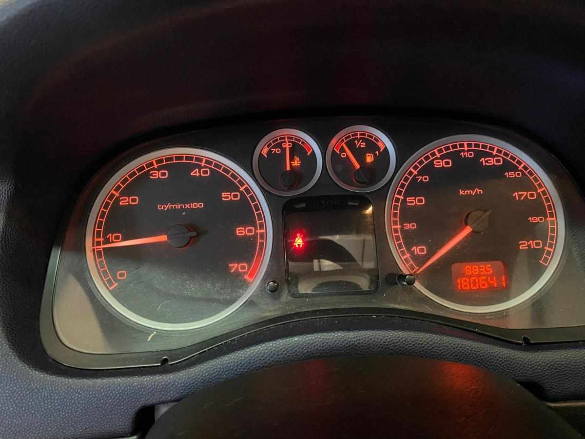 peugeot-307-1-4-75cv-2001-gasolina-1360cc