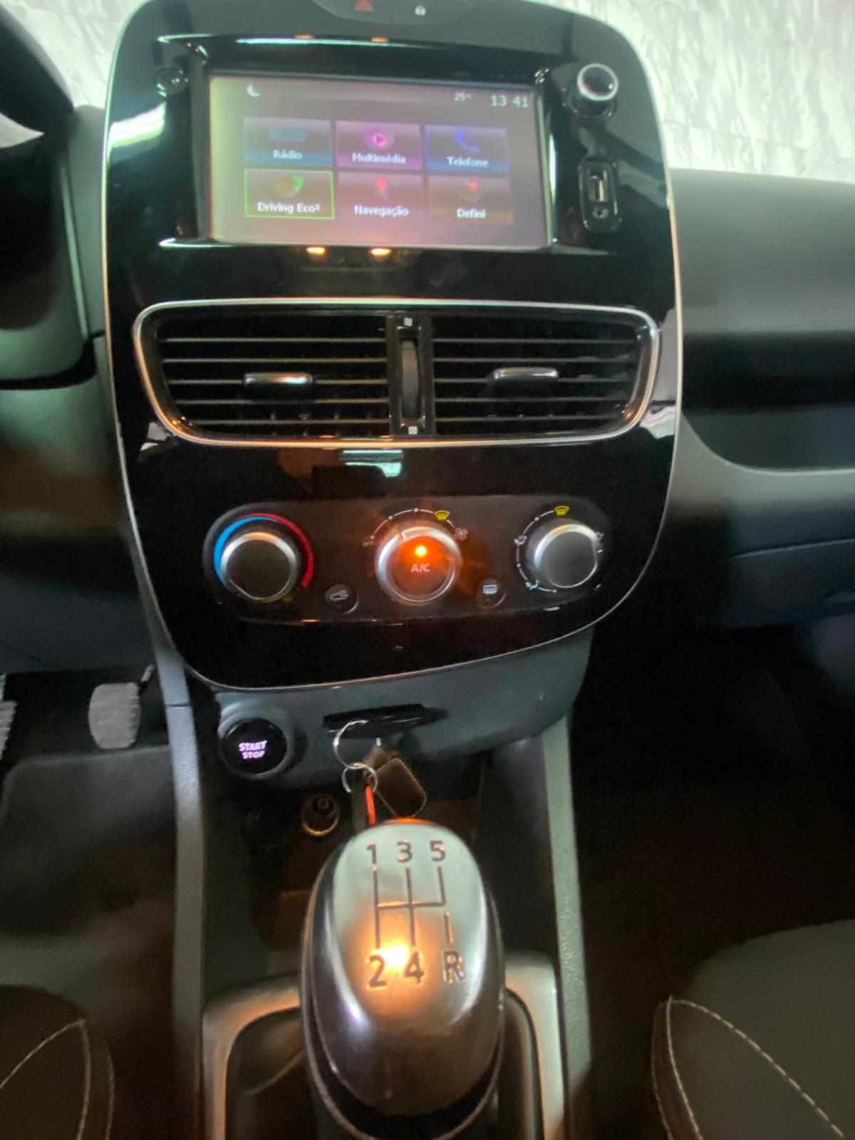 renault-clio-0-9-tce-2017-gasolina-898cc