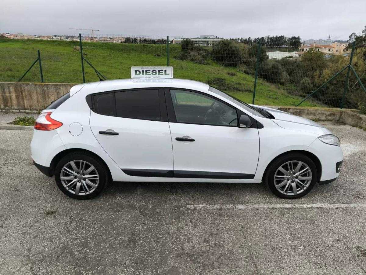 renault-megane-2013-diesel-1461cc