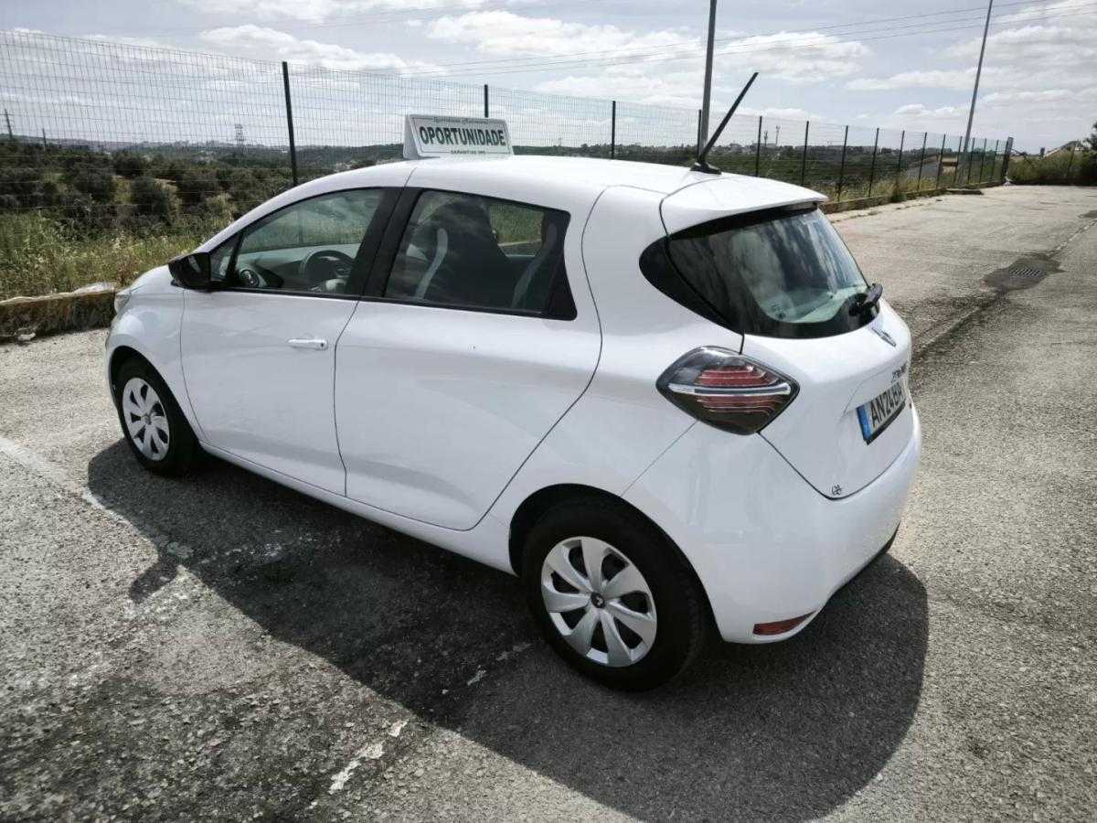 renault-zoe-2021-eletrico-200cc