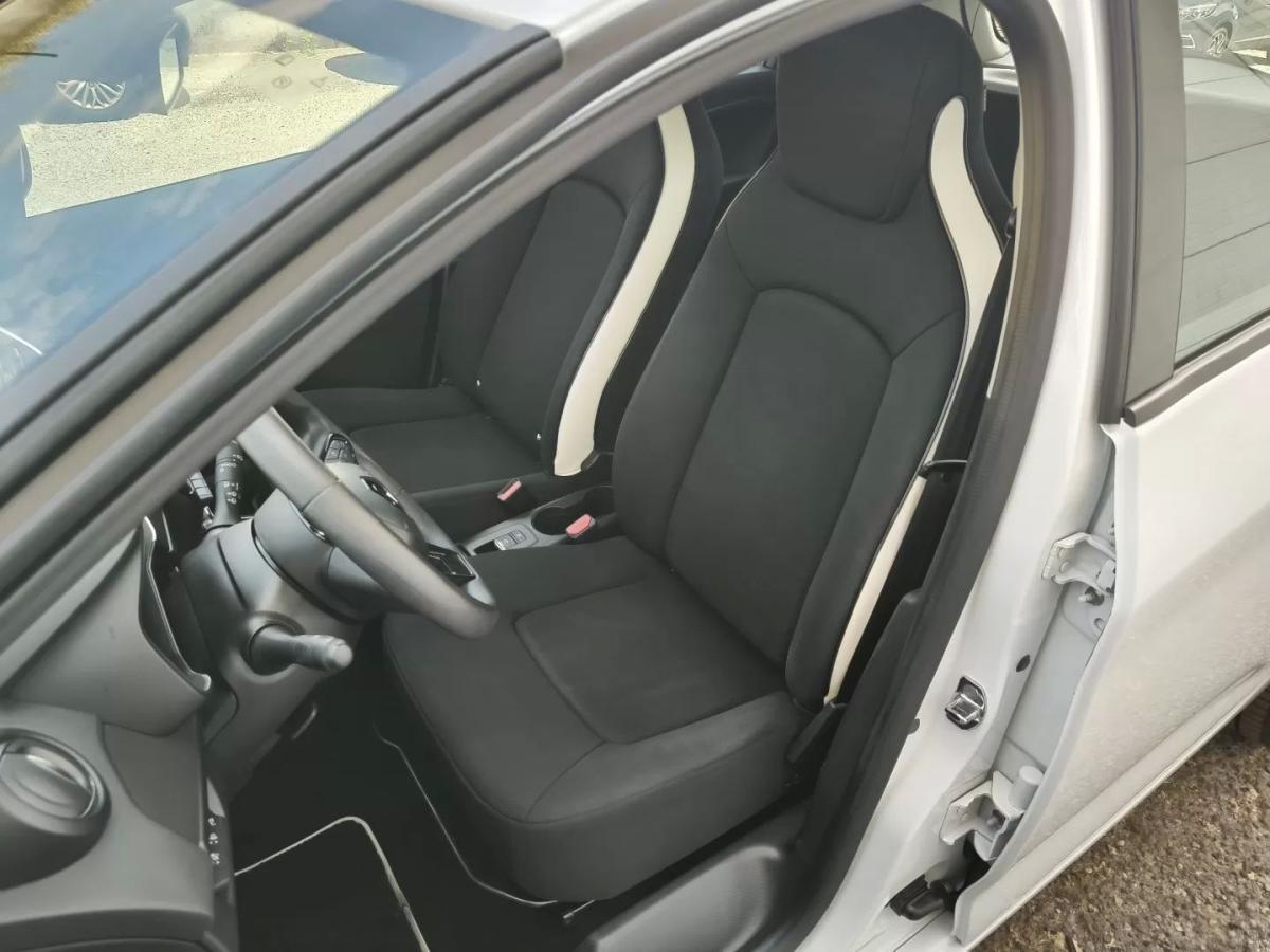 renault-zoe-2021-eletrico-200cc