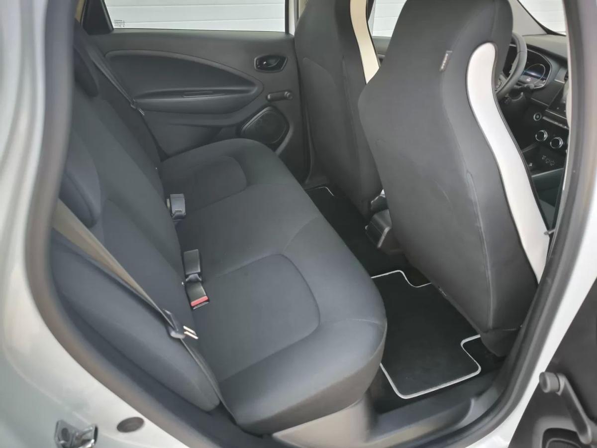 renault-zoe-2021-eletrico-200cc