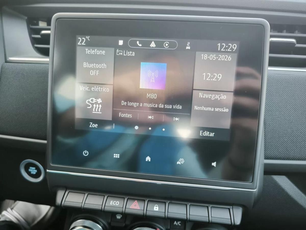 renault-zoe-2021-eletrico-200cc