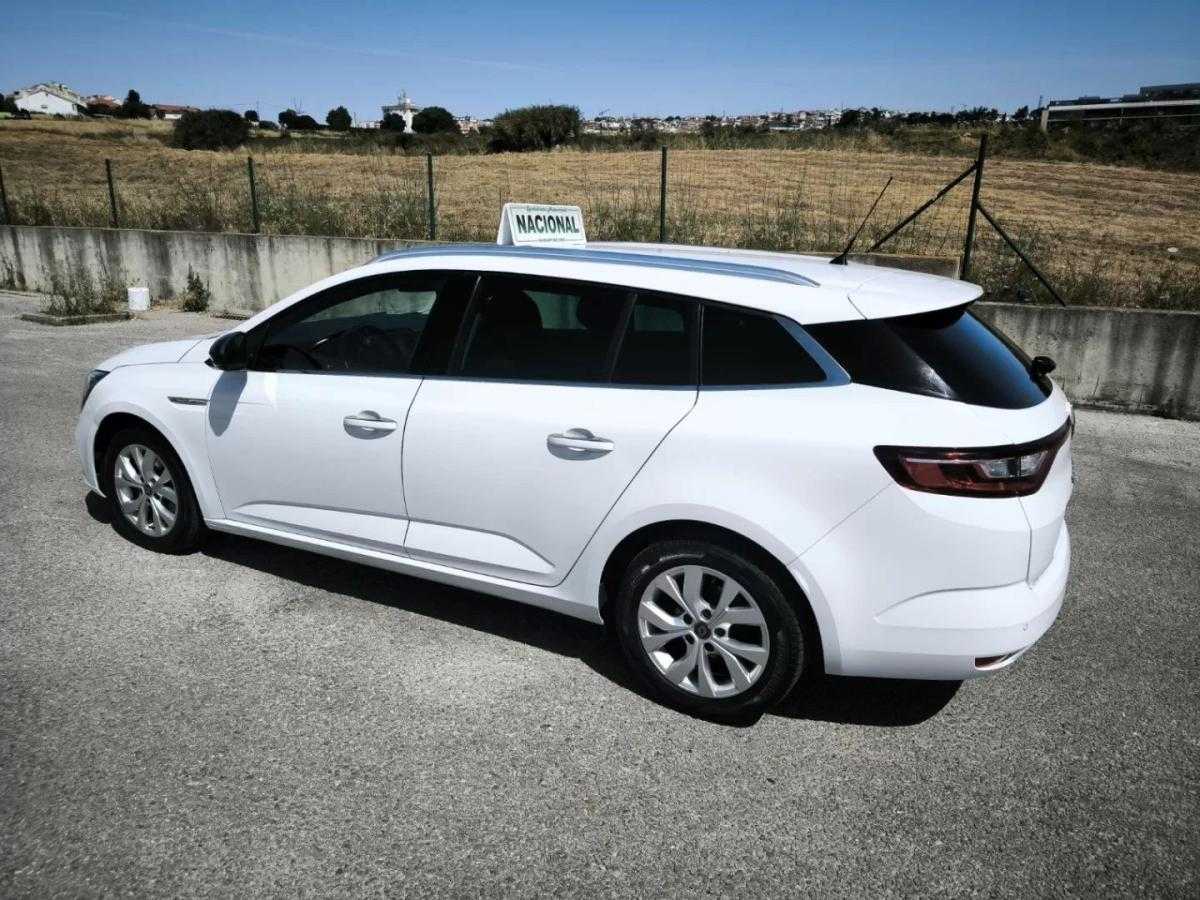 renault-megane-sport-tourer-2020-diesel-1461cc