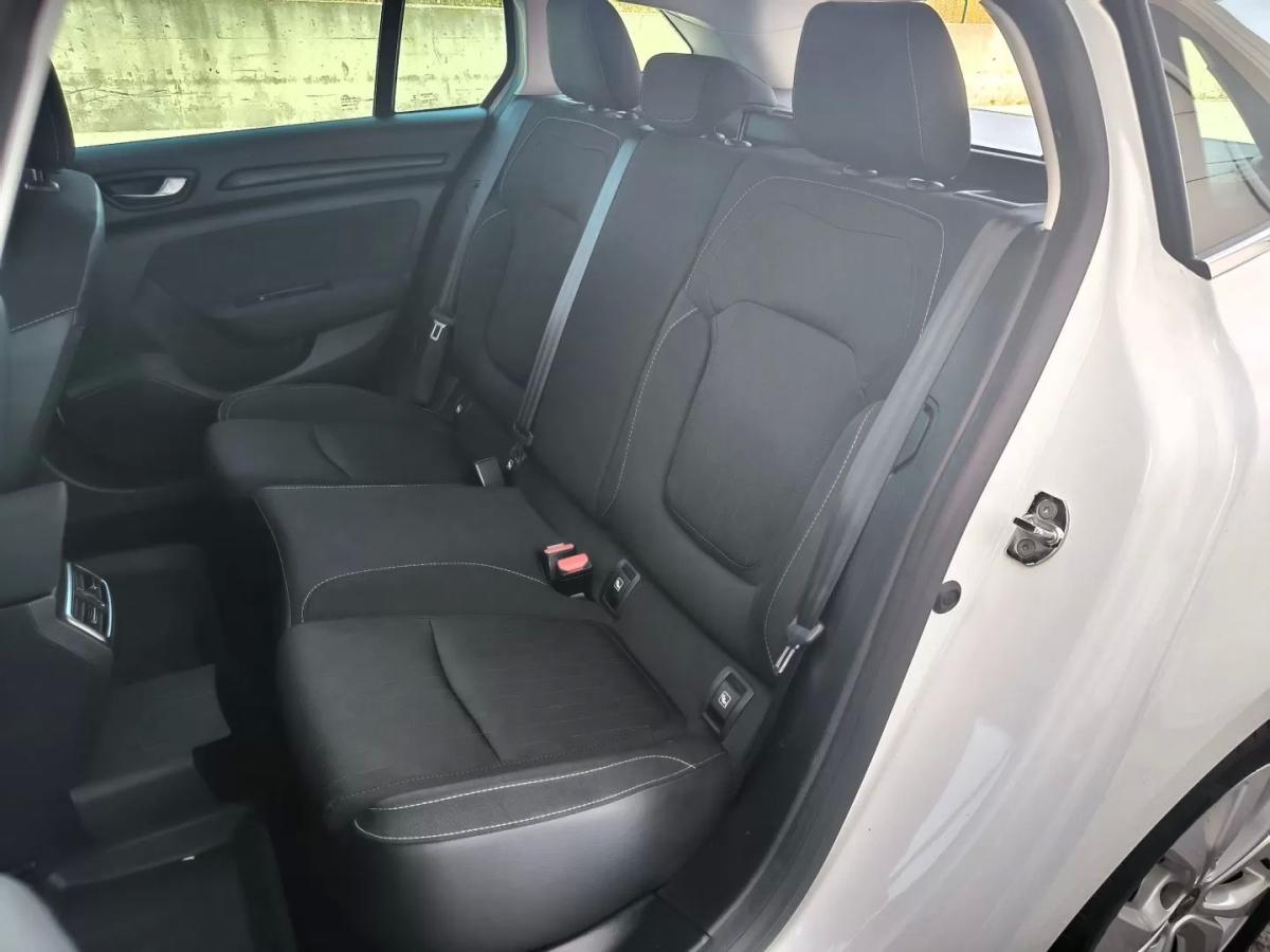 renault-megane-sport-tourer-2020-diesel-1461cc