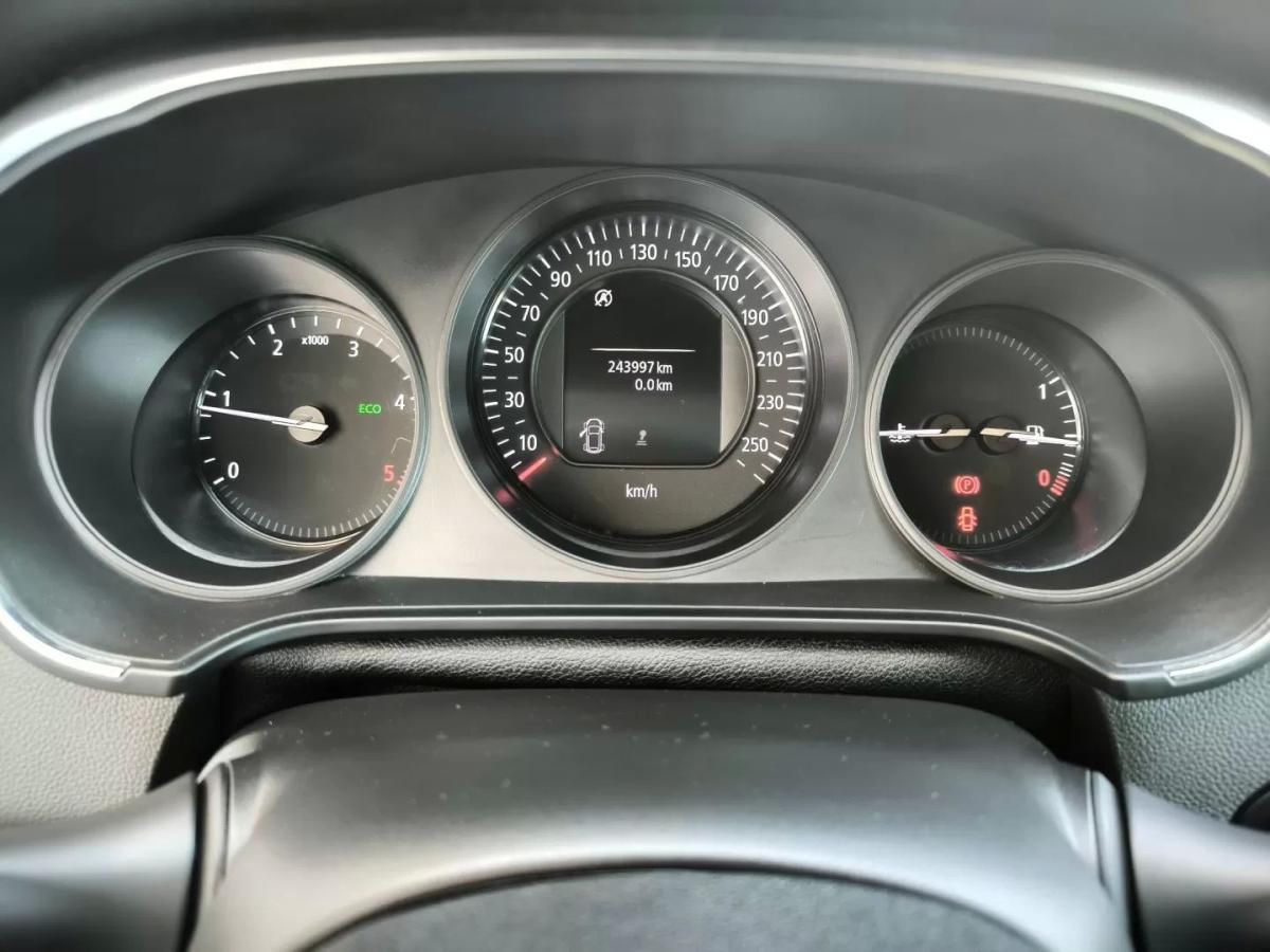 renault-megane-sport-tourer-2020-diesel-1461cc