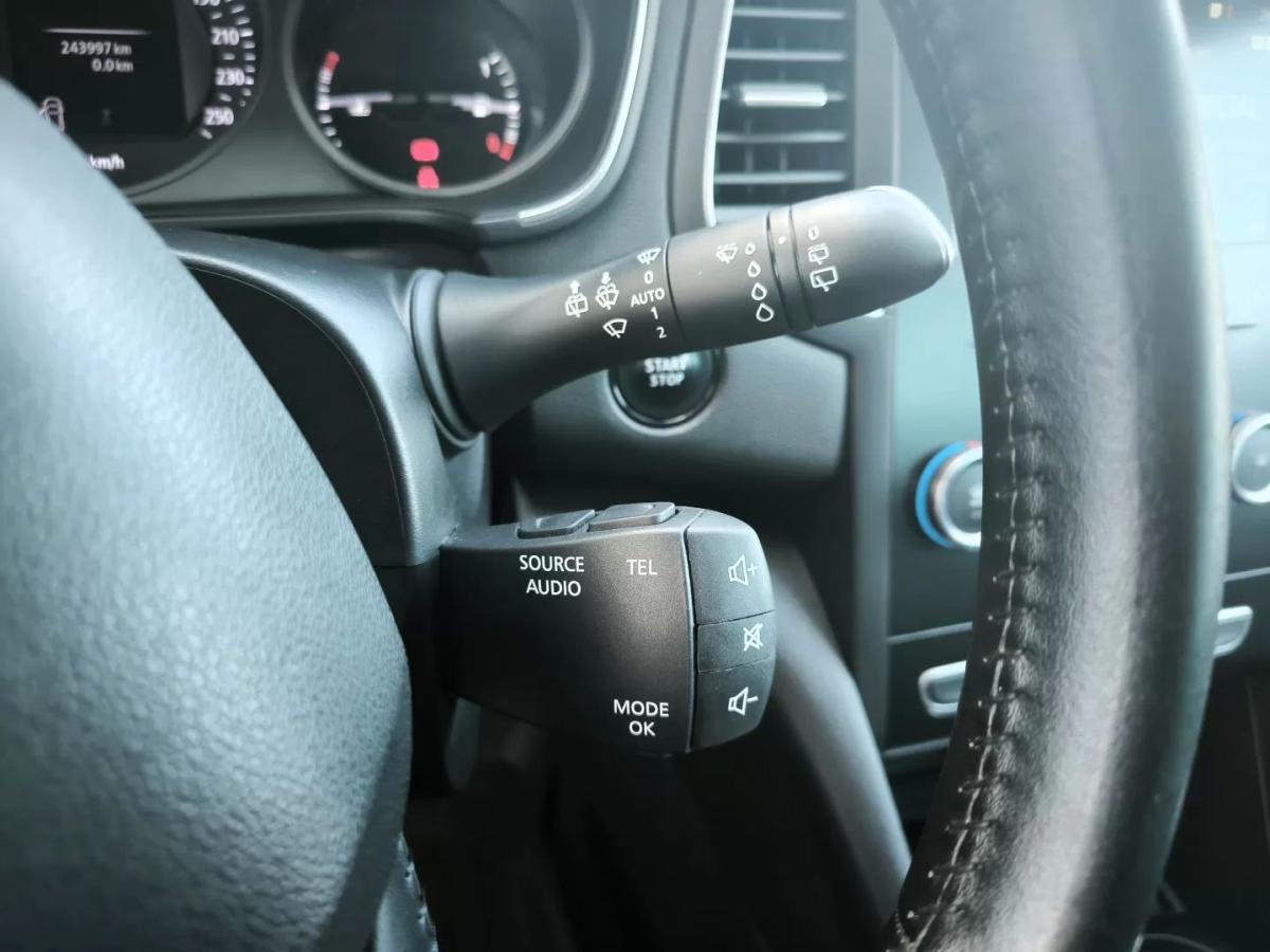 renault-megane-sport-tourer-2020-diesel-1461cc