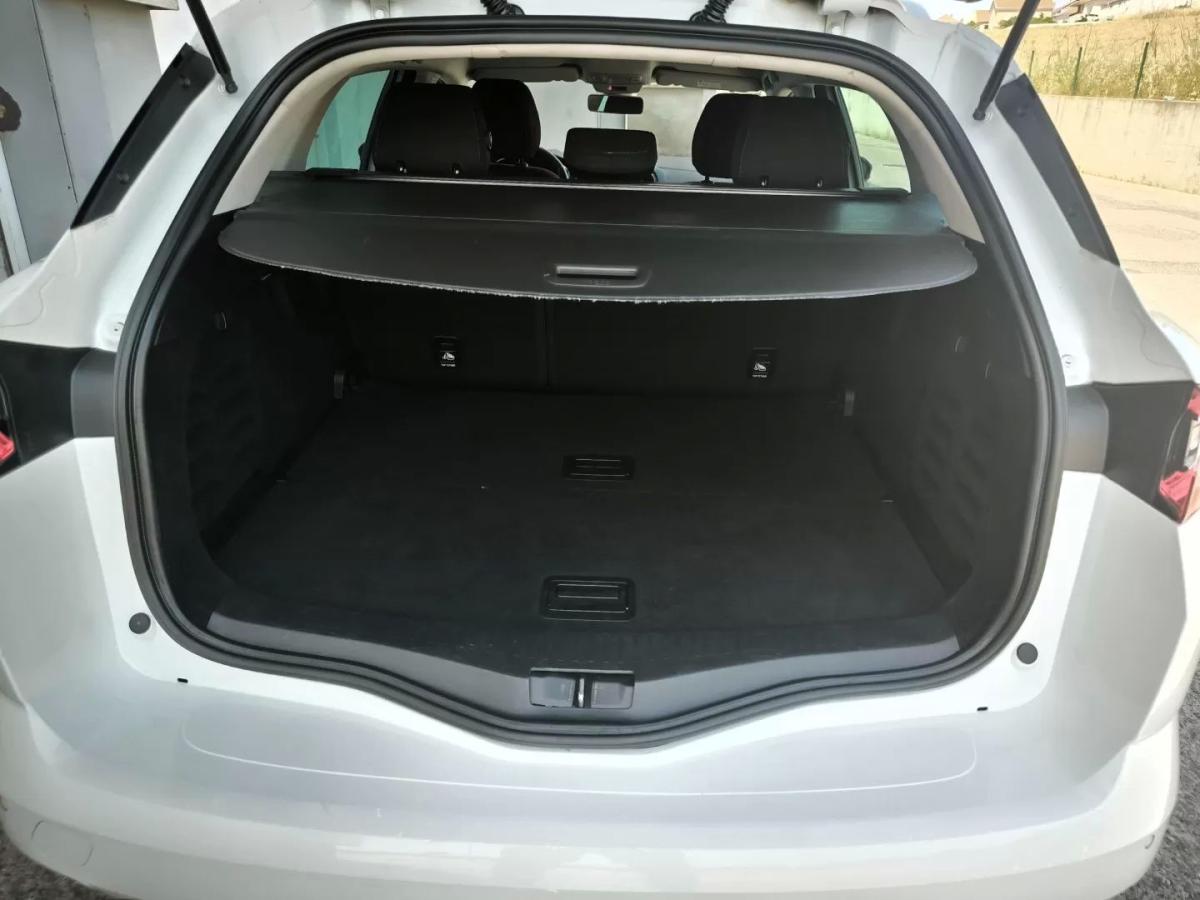 renault-megane-sport-tourer-2020-diesel-1461cc