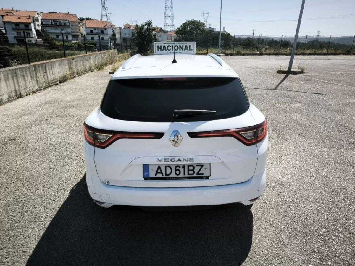 renault-megane-sport-tourer-2020-diesel-1461cc