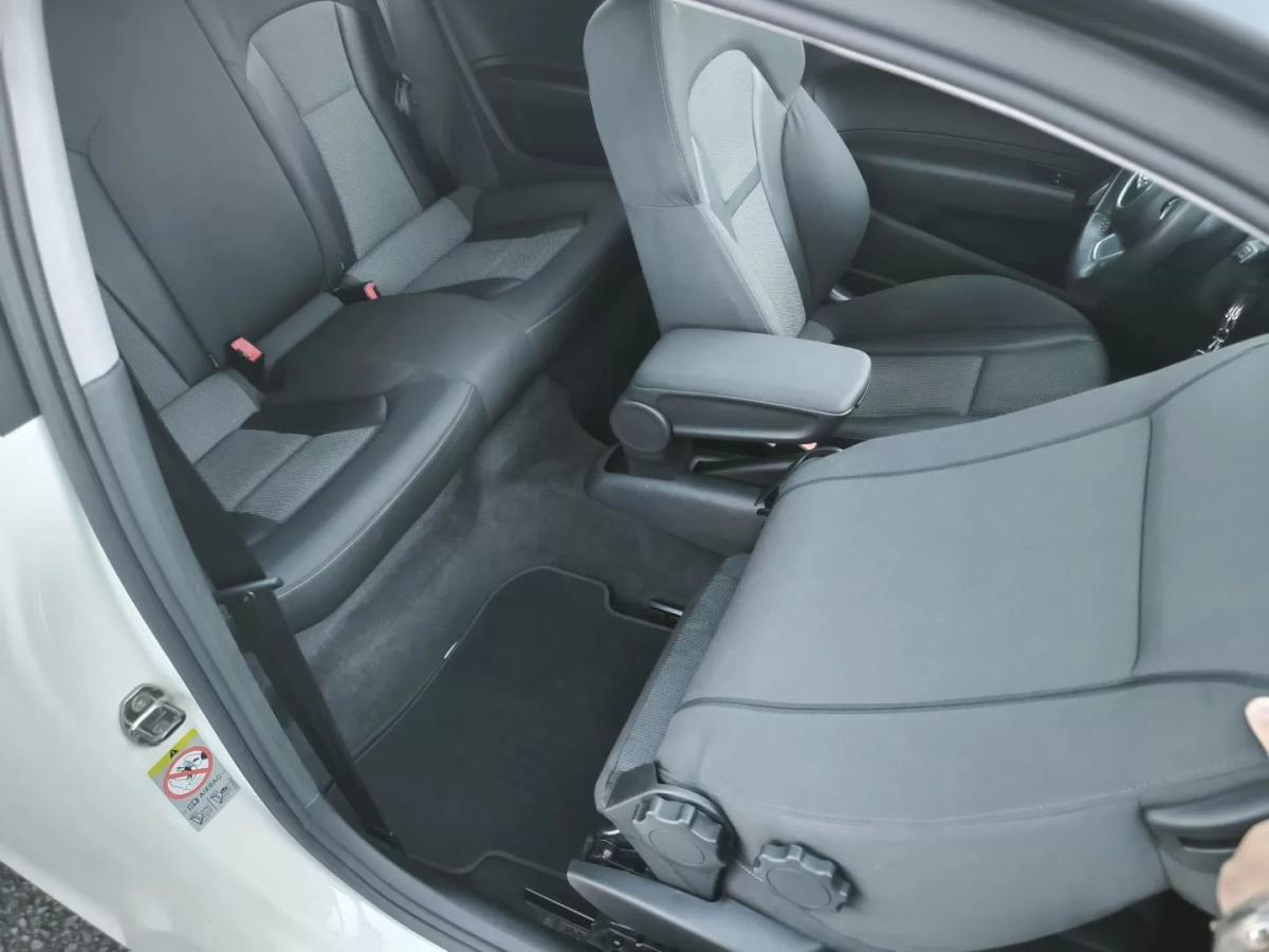 audi-a1-2010-diesel-1598cc