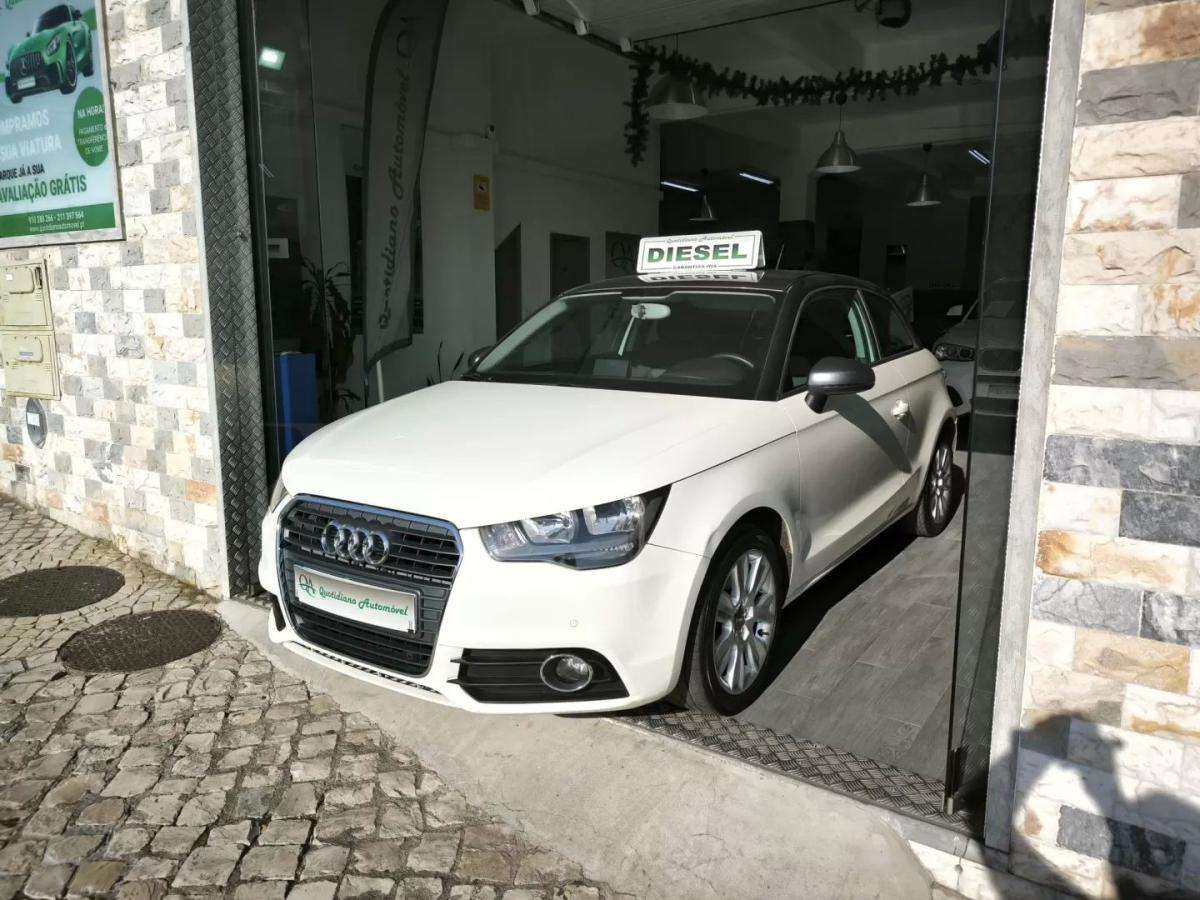 audi-a1-2010-diesel-1598cc