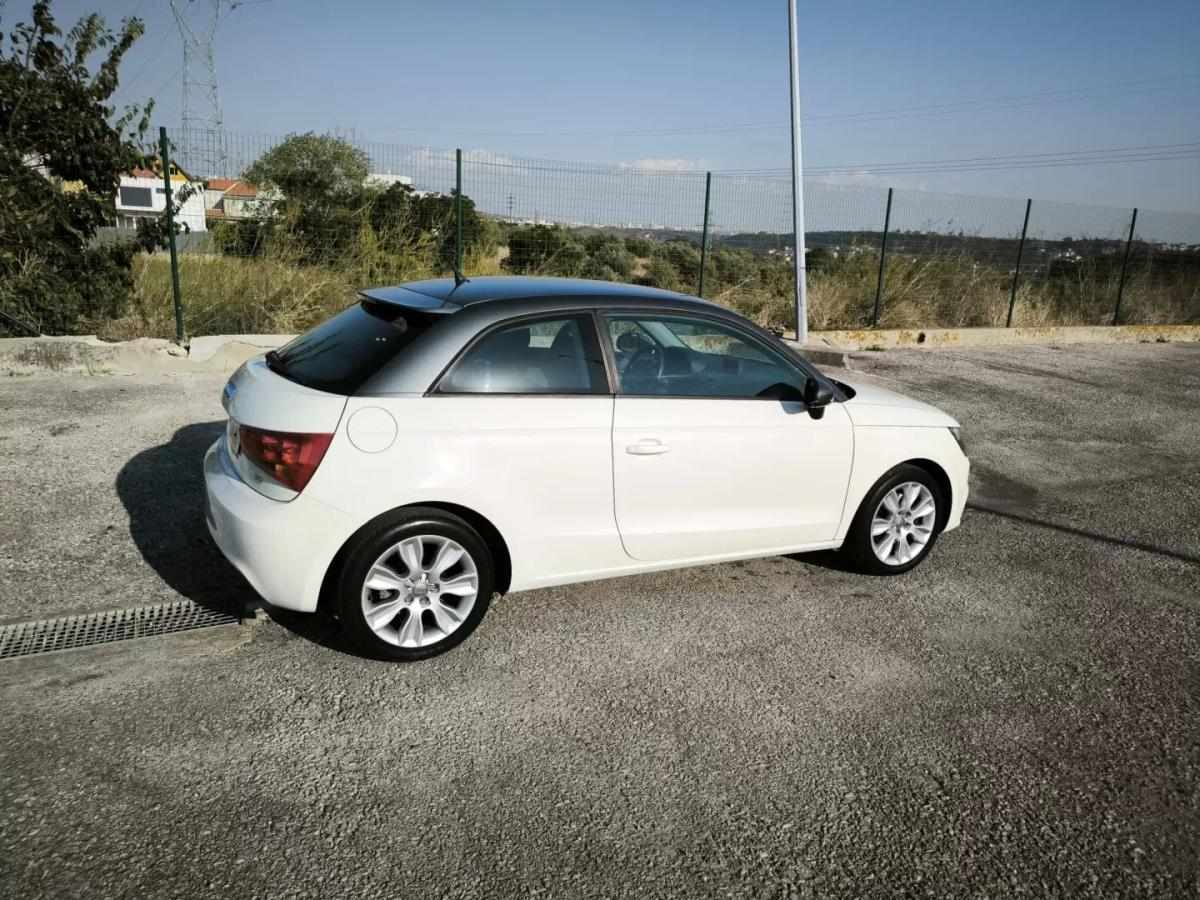 audi-a1-2010-diesel-1598cc