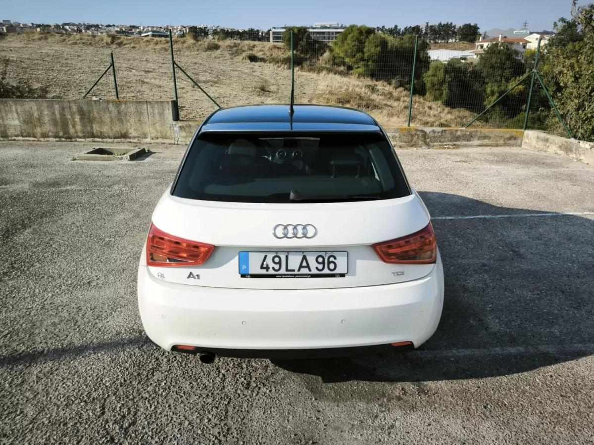 audi-a1-2010-diesel-1598cc