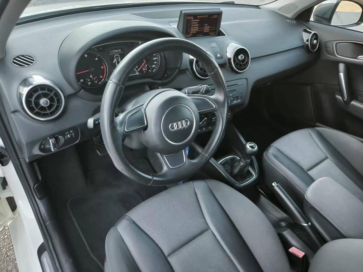 audi-a1-2010-diesel-1598cc
