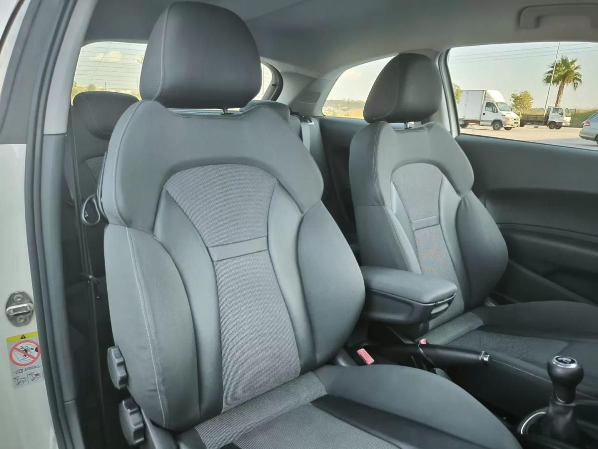 audi-a1-2010-diesel-1598cc