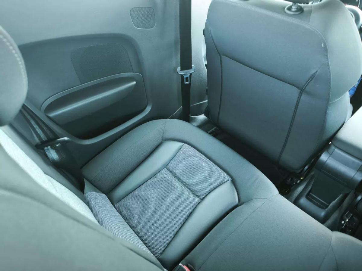 audi-a1-2010-diesel-1598cc