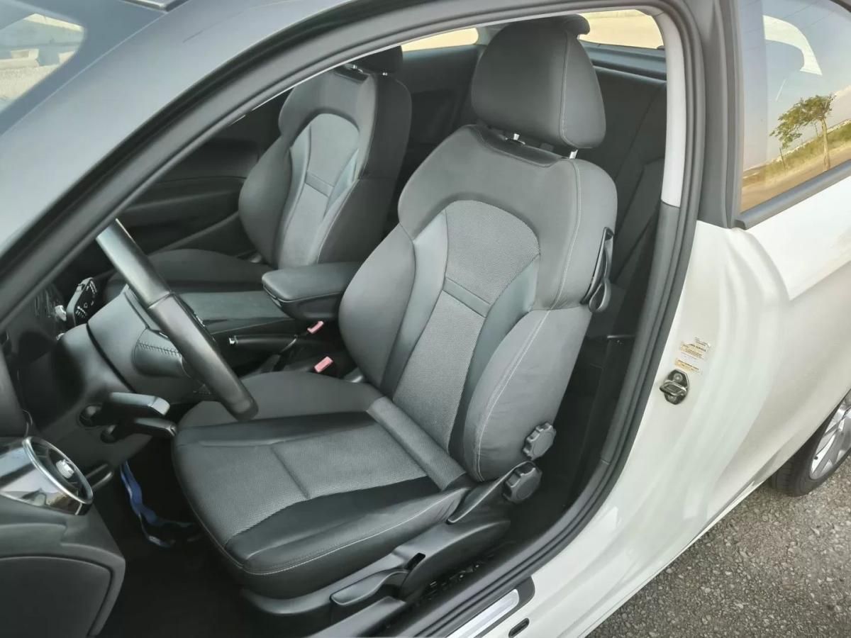 audi-a1-2010-diesel-1598cc