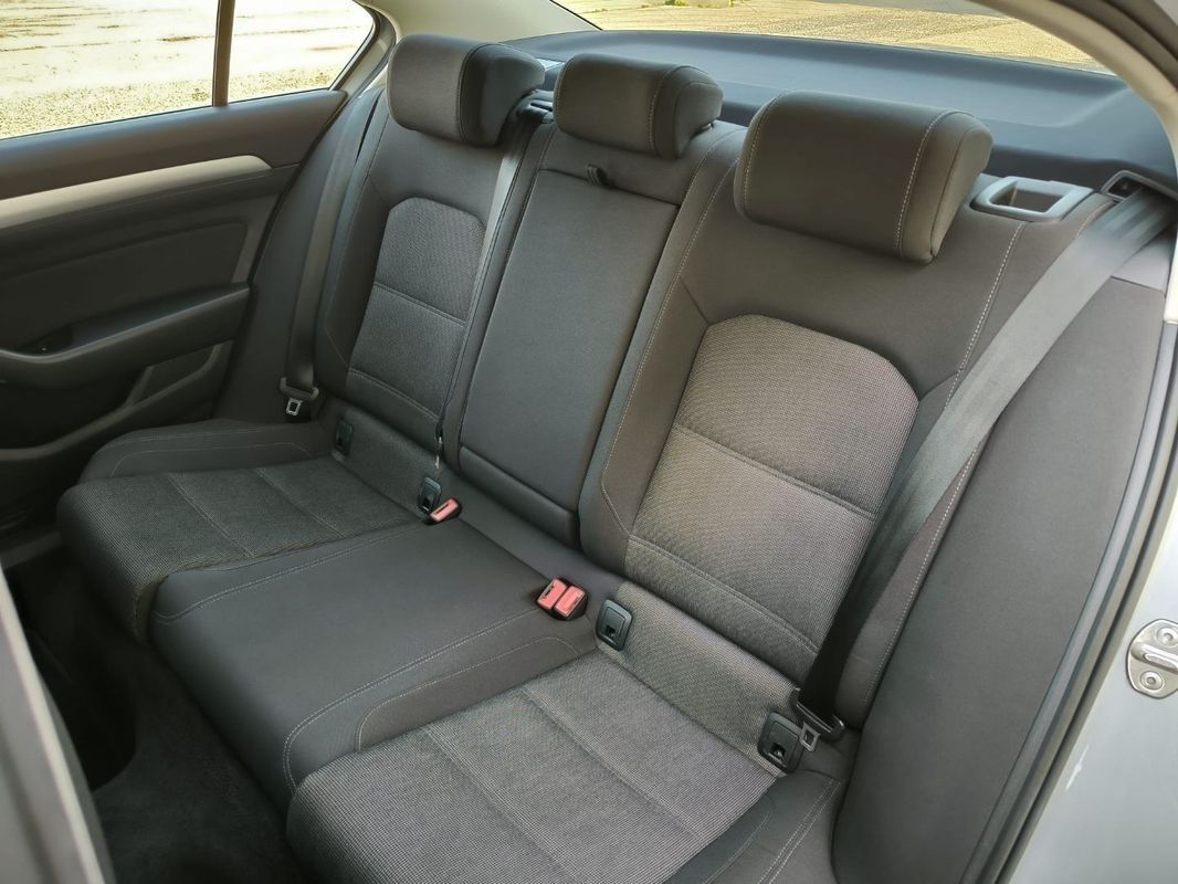 volkswagen-passat-2019-diesel-1968cc
