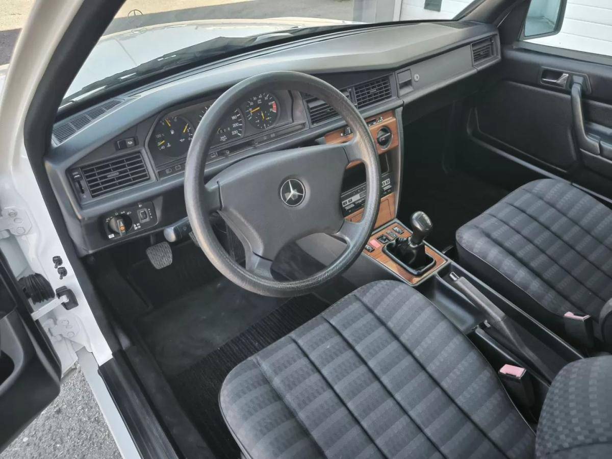 mercedes-benz-190-1993-gasolina-1797cc