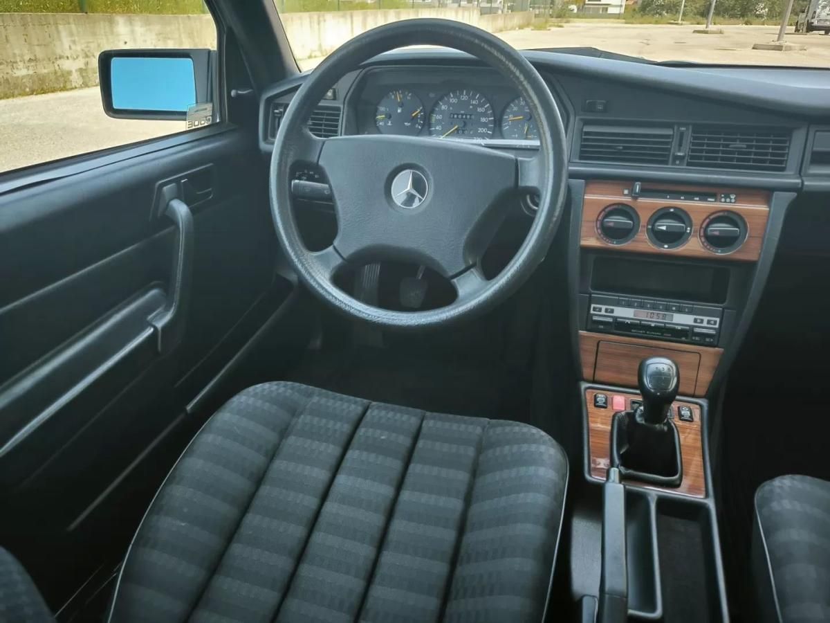 mercedes-benz-190-1993-gasolina-1797cc