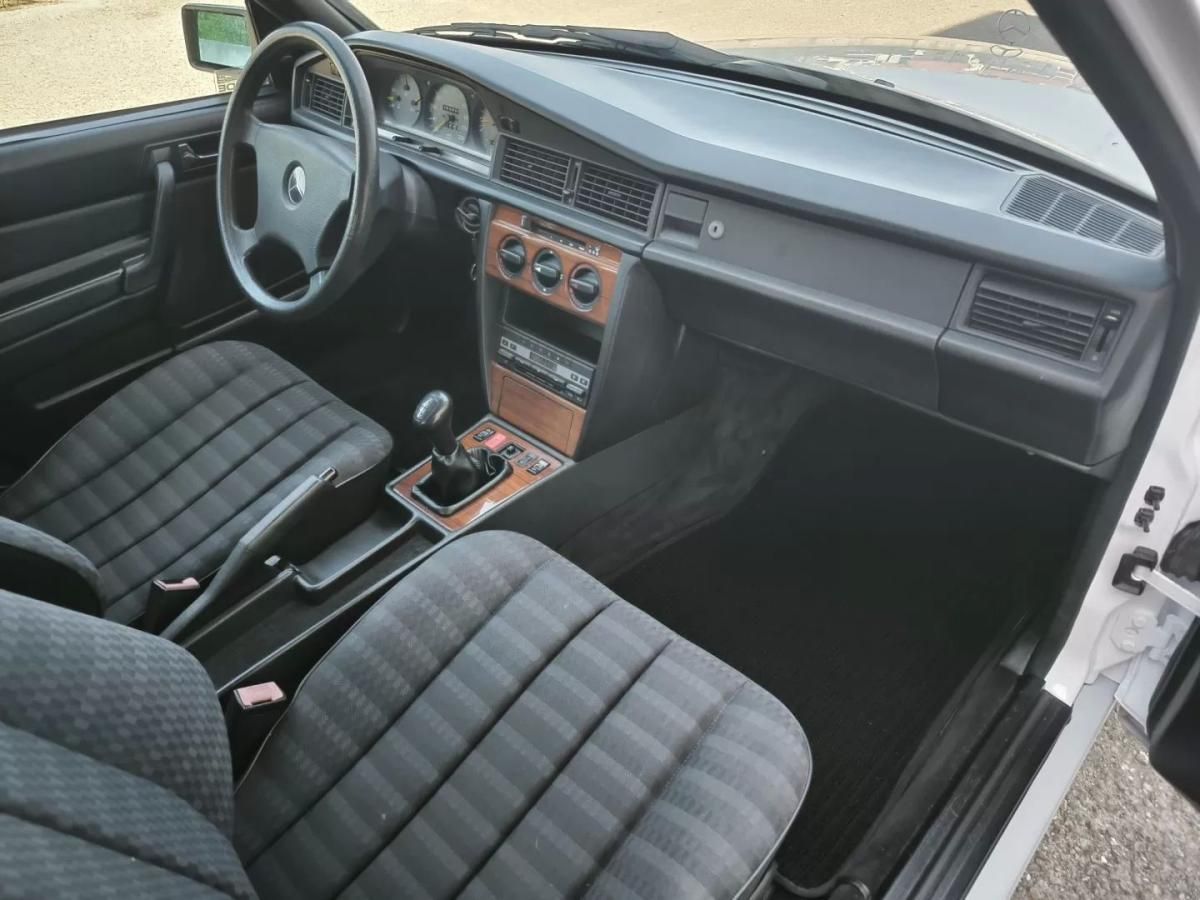 mercedes-benz-190-1993-gasolina-1797cc