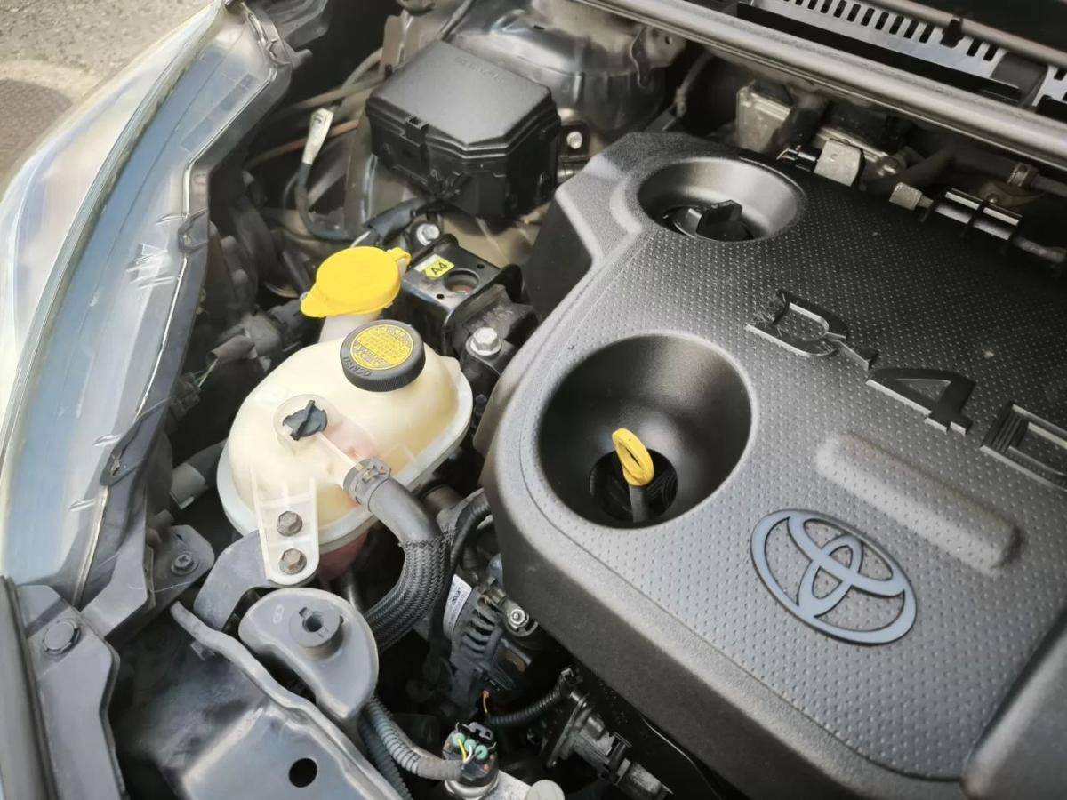 toyota-yaris-2015-diesel-1364cc